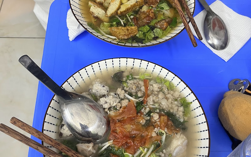 Xôi bún sườn chua Bống Bang