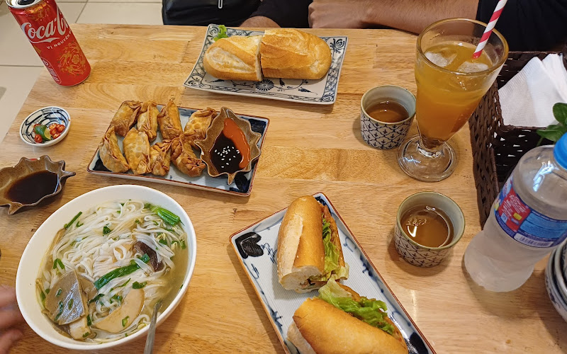 Loving Vegetarian Restaurant - Chay Yêu Thương