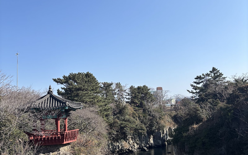 龍淵溪谷