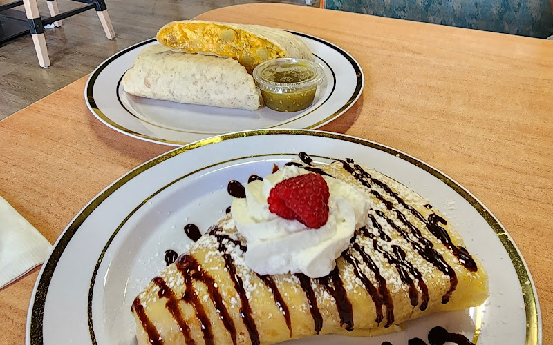 Kelly’s Creperie
