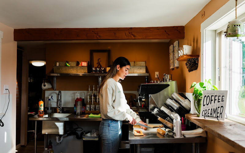 Woody Mountain Coffee & Wine Lounge