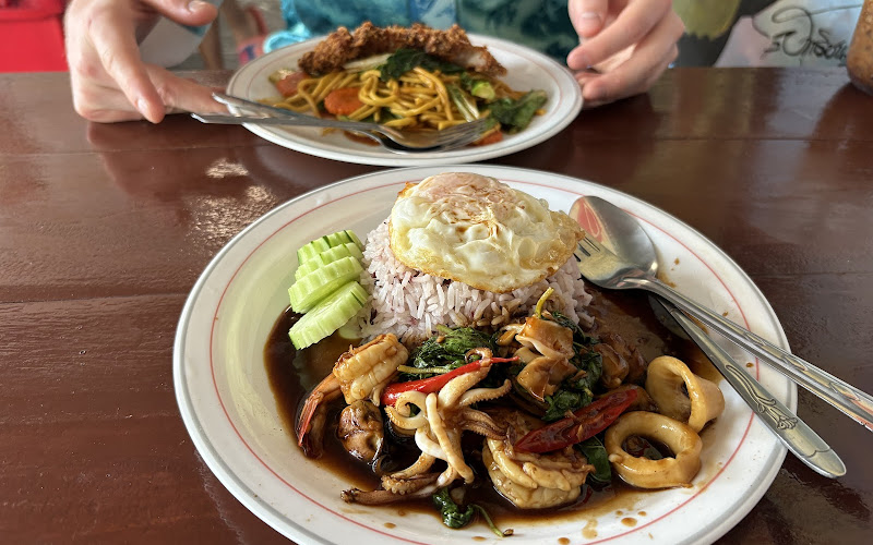 ครัวหน้าบ้าน 168 Krua Nha Baan