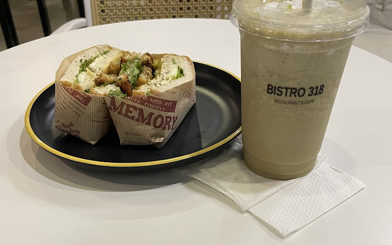 Bistro 318