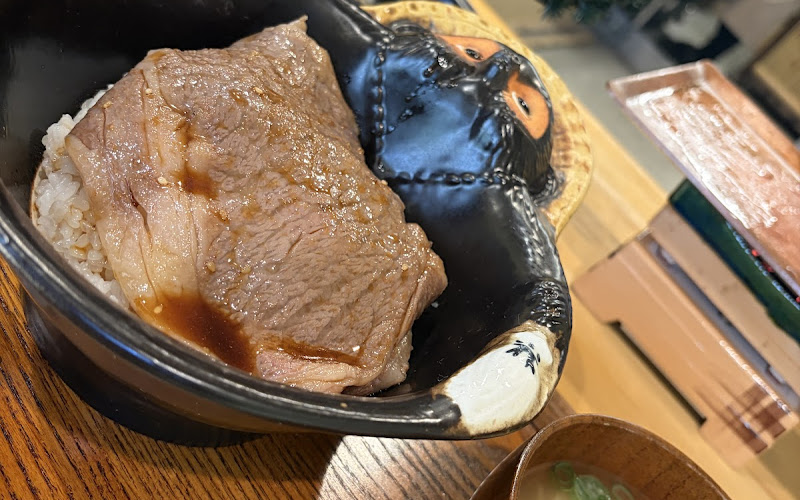 －Grilled beef Sukiyaki－ KAMAKURA TANUKIAN 鎌倉 たぬき庵