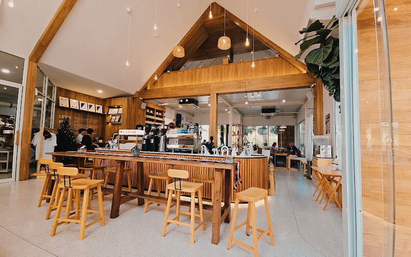 Back to School Cafe & Roastery