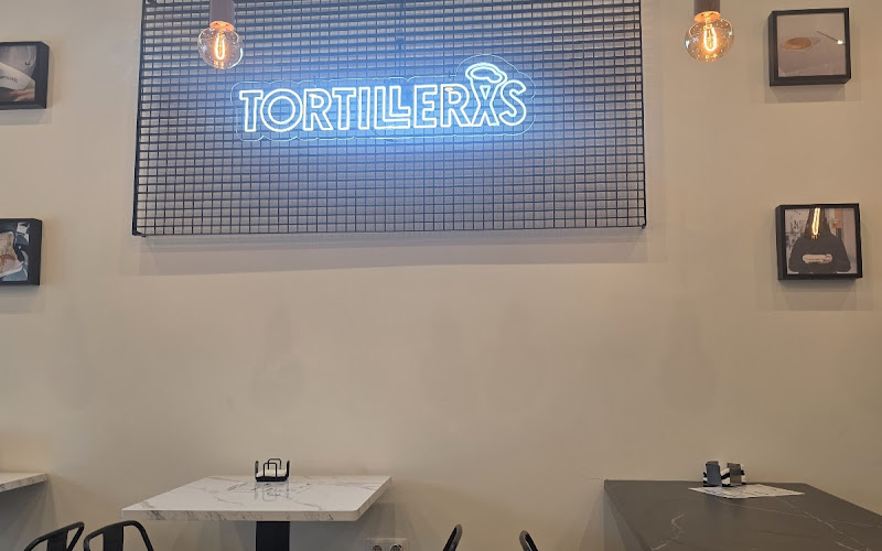 TORTILLERXS Bar de tapas & Take away