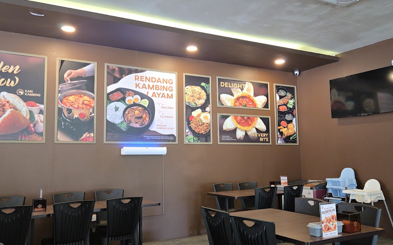 Restaurant Golden Pillow