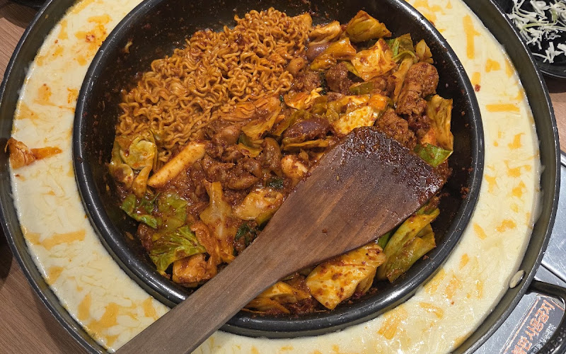 유가네닭갈비 방이점
