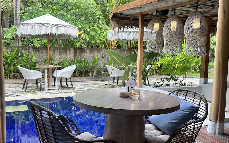 The Rich Penida Restaurant & Bar