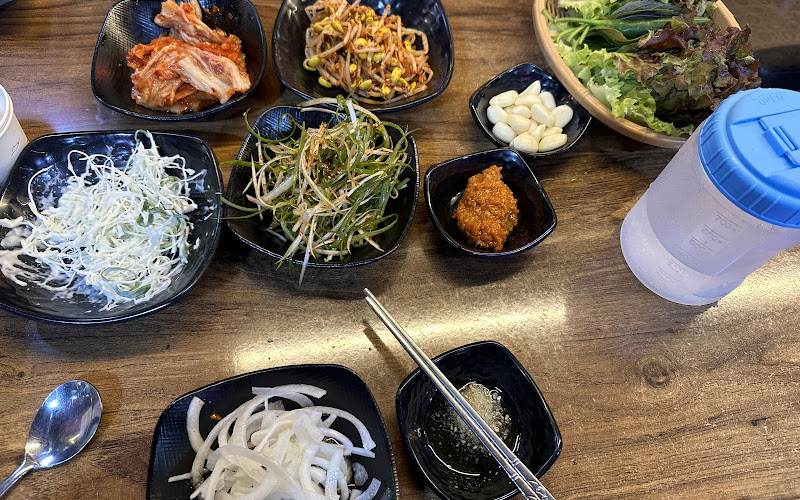 정육돈쓰리