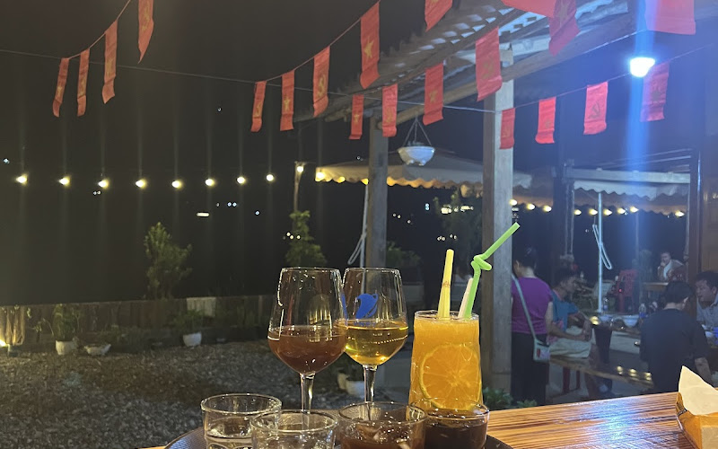 Sunny Coffee & Restaurant