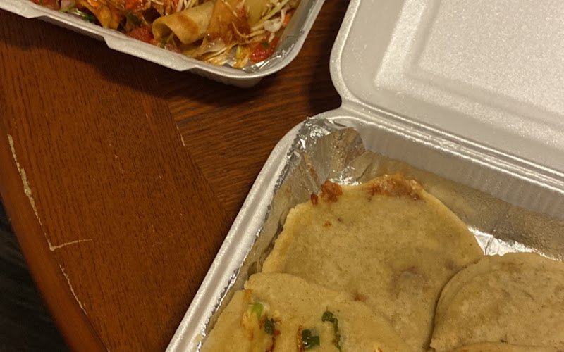 Pupusas la catracha
