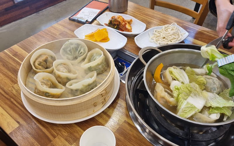 개성손만두메밀소바