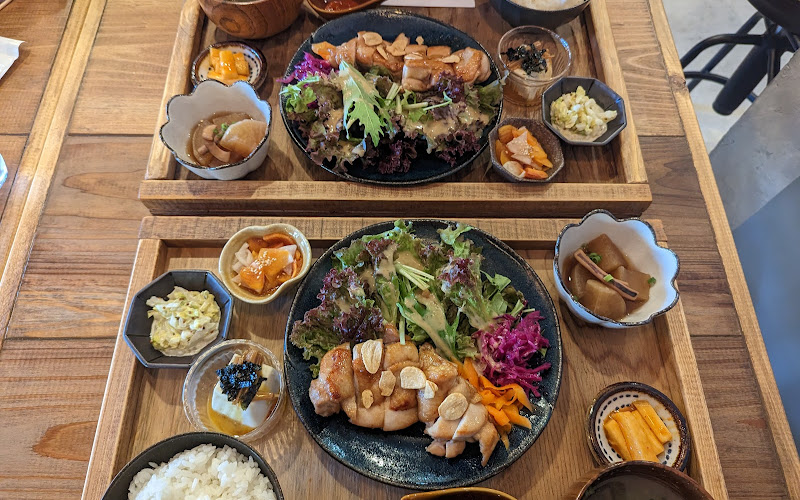 しまい食堂 時々アジア