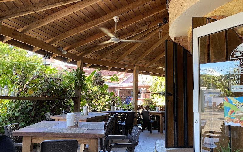 Ceiba Cafe and Pizzeria