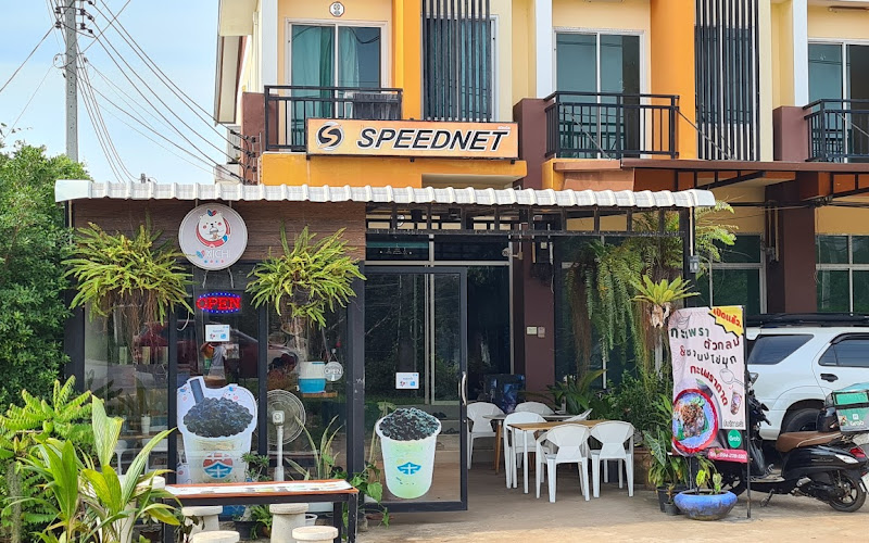 PINTO CAFE ปิ่นโต คาเฟ่ อาหารและเครื่องดื่ม