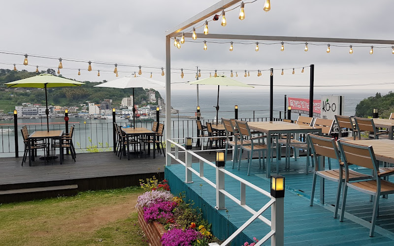 Cheongchun Udon & Cheongchun Yukgaejang