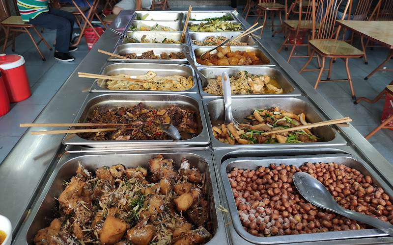 Cơm Tự Chọn Ngân Oanh