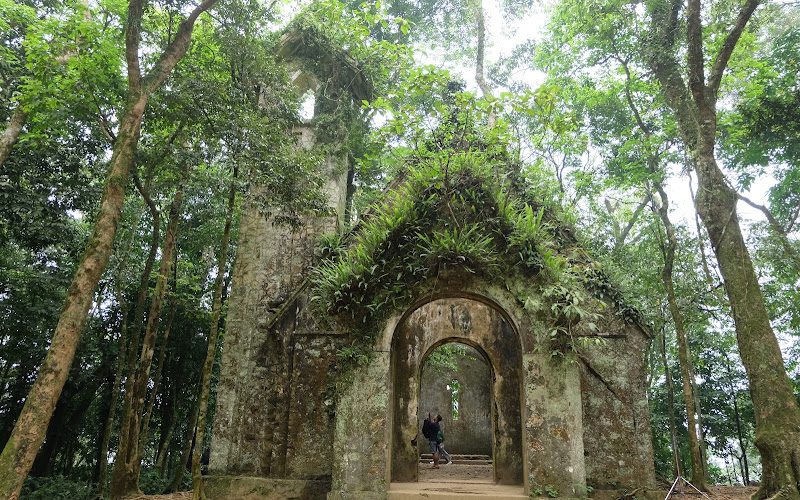 Bavi Church Ruins
