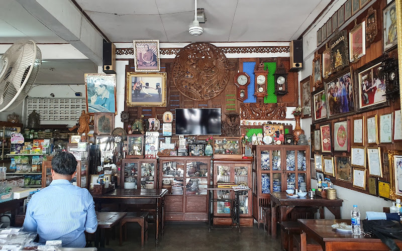ร้านอาหารเจศูนย์งอกงาม