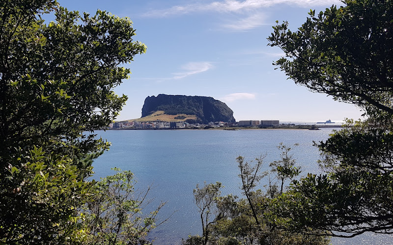 식산봉 (바위오름)