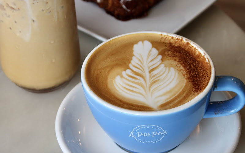 Le Petit Paris Café Atlantic Beach