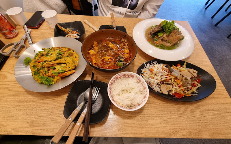 ร้านอาหารไทยเฮ้าส์