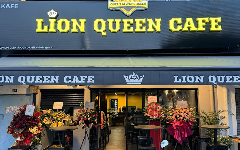 Lion Queen Cafe