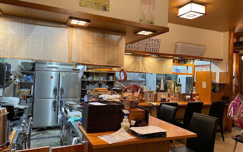 食事処秋田や［夜営業定食なし］