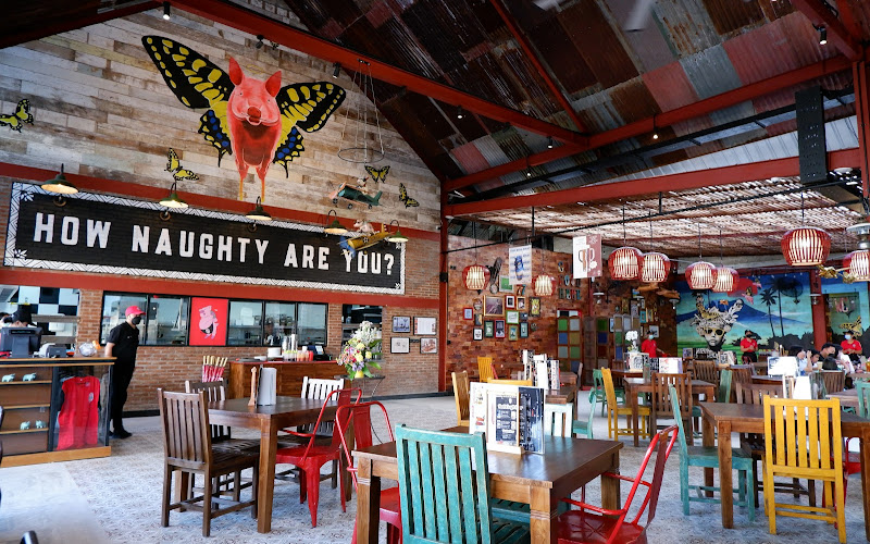 Naughty Nuri’s Warung, Sanur