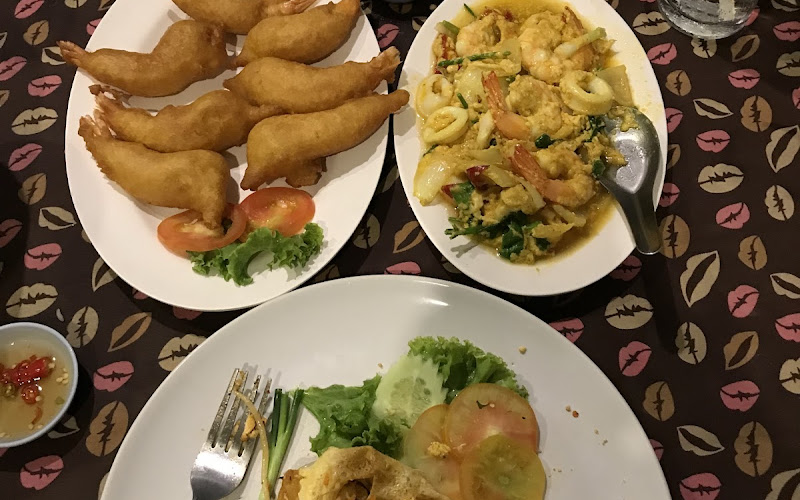 ร้านอาหารบ้านล้าน...9 = ร้านอาหารเรือนคุณนาย(Rueankunnai restaurant)