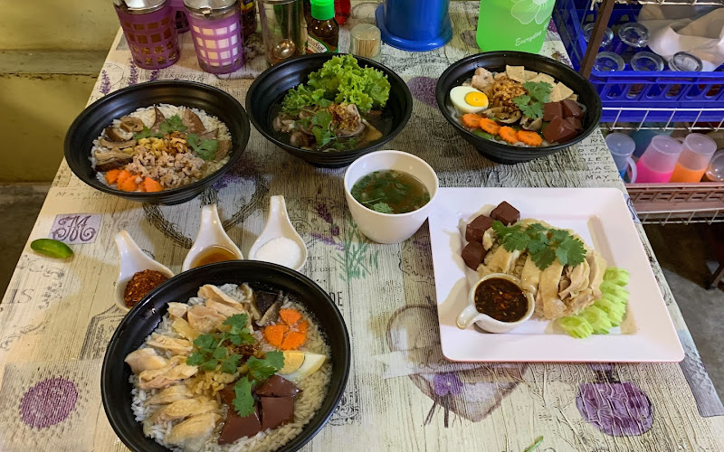 ร้านณ.อุบลฯ บ่อวินเมืองทอง2