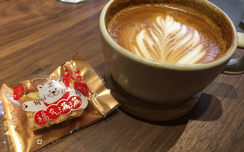 Check Check Coffee " 自家烘焙 咖啡專賣 營業時間以粉絲專頁公布為主！