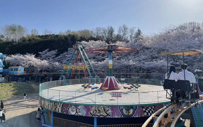 中外公園（ジュンゲゴンウォン）