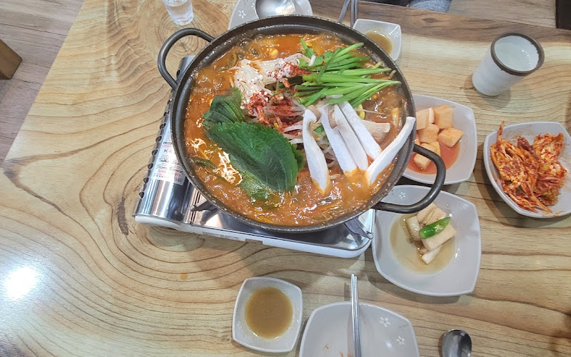 본가감자탕해장국