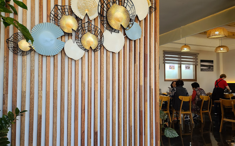 바닷들소담한정식