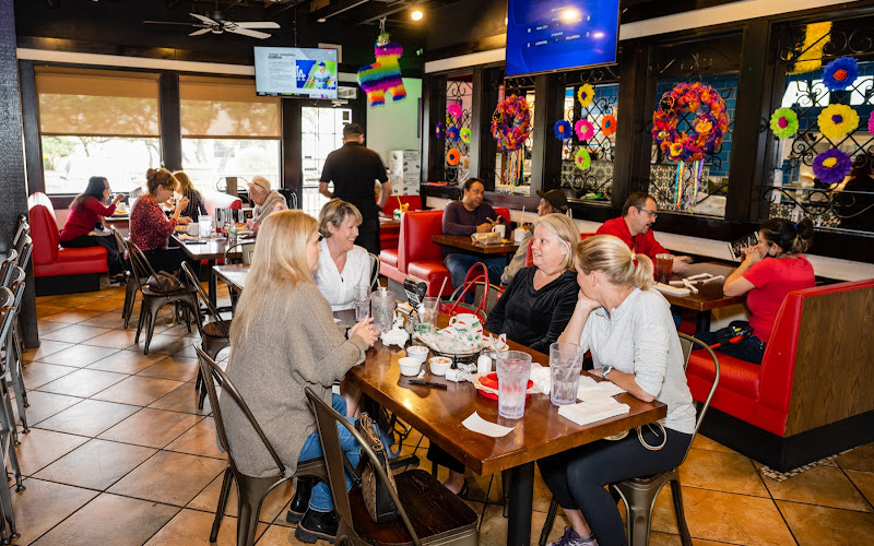 Mia's Mexican Grill