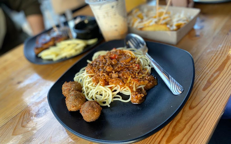 Miss Cabin Western Food