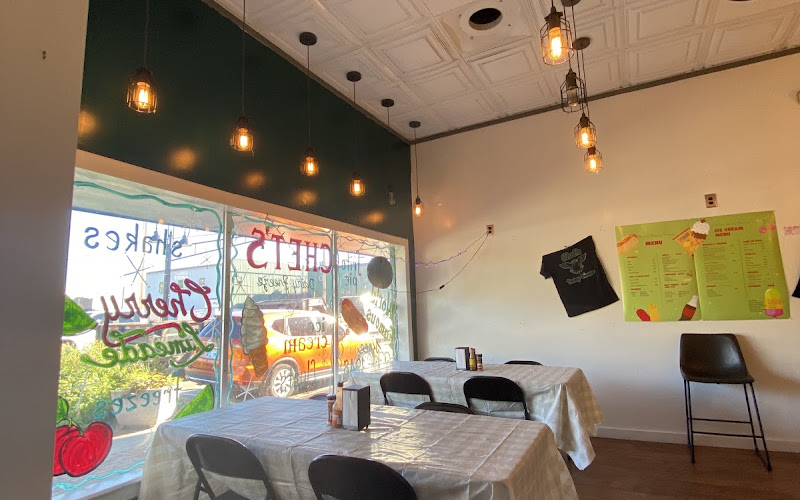 Chet's