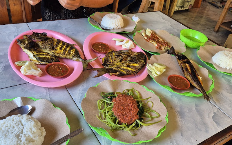 LALAPAN SAMBEL SPESIAL