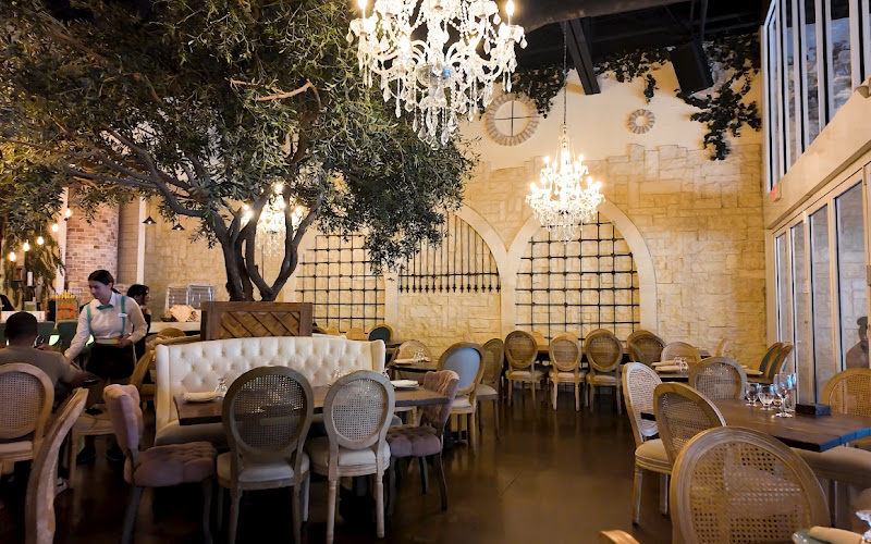 Sirocco Mediterranean Restaurant & Lounge