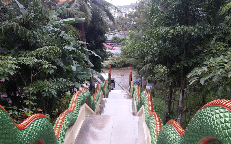 Suwankeereewong Temple