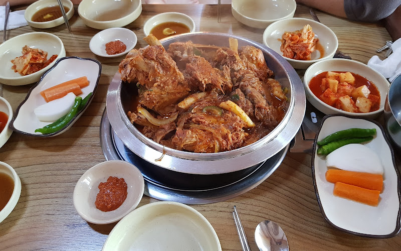 밀리네감자탕 금왕점