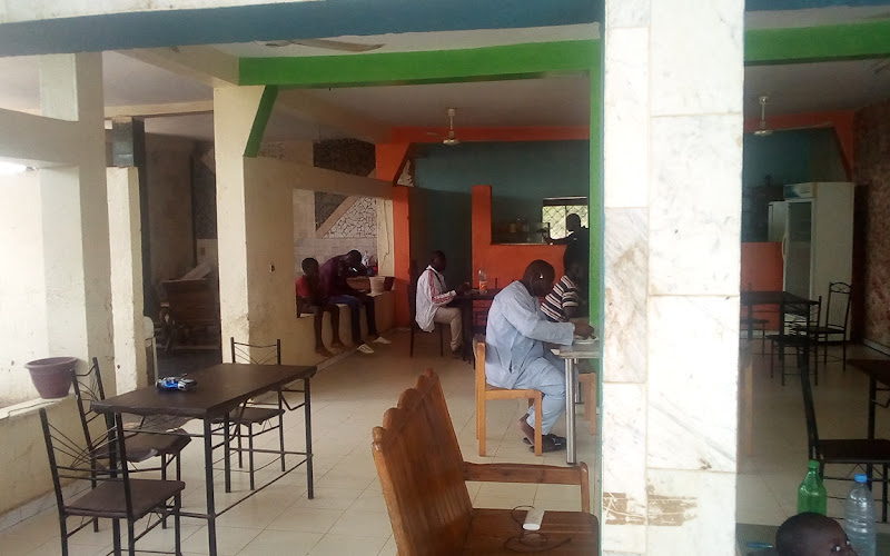 Restaurant Fast-food Chez Paul en Face Station Shell