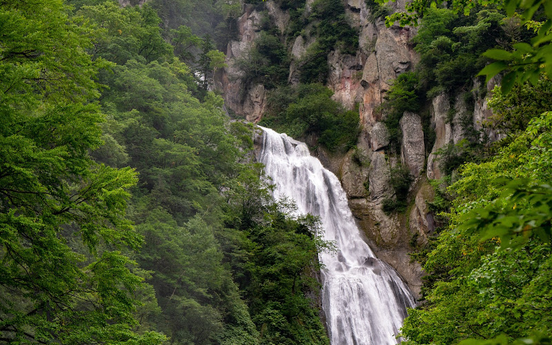 Hagoromo Falls