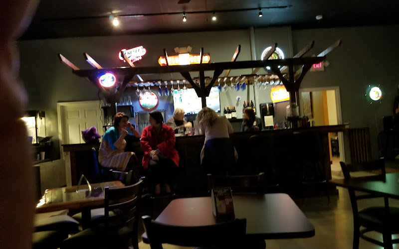 Sutton's American Grill