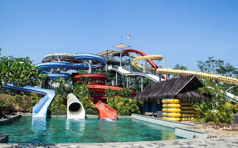 Bugis Waterpark Adventure