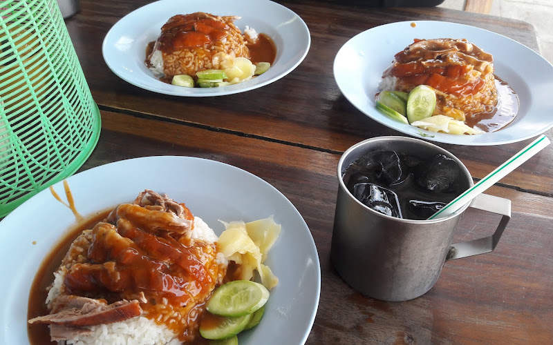 ร้านเป็ดย่างสุภาพร