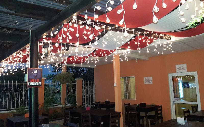 Parrillada el gordo y Tropical Bar