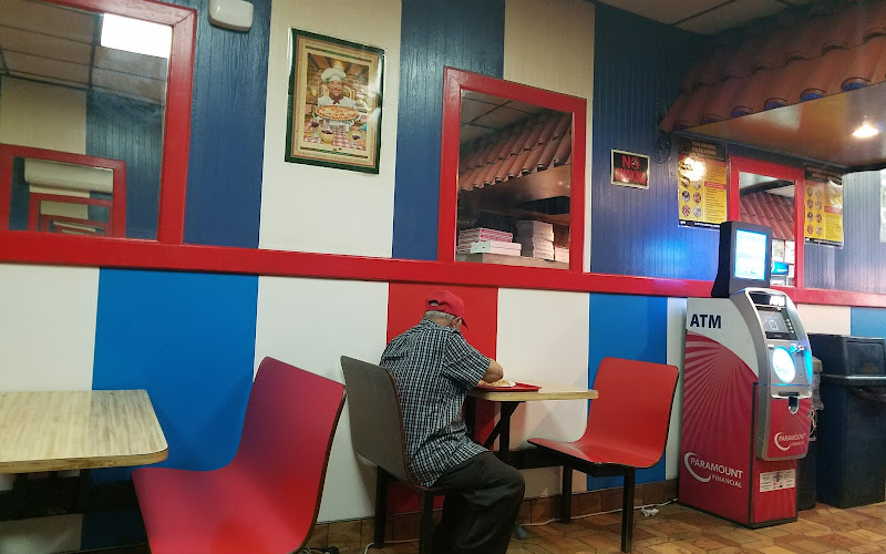 Yankee’s Pizza